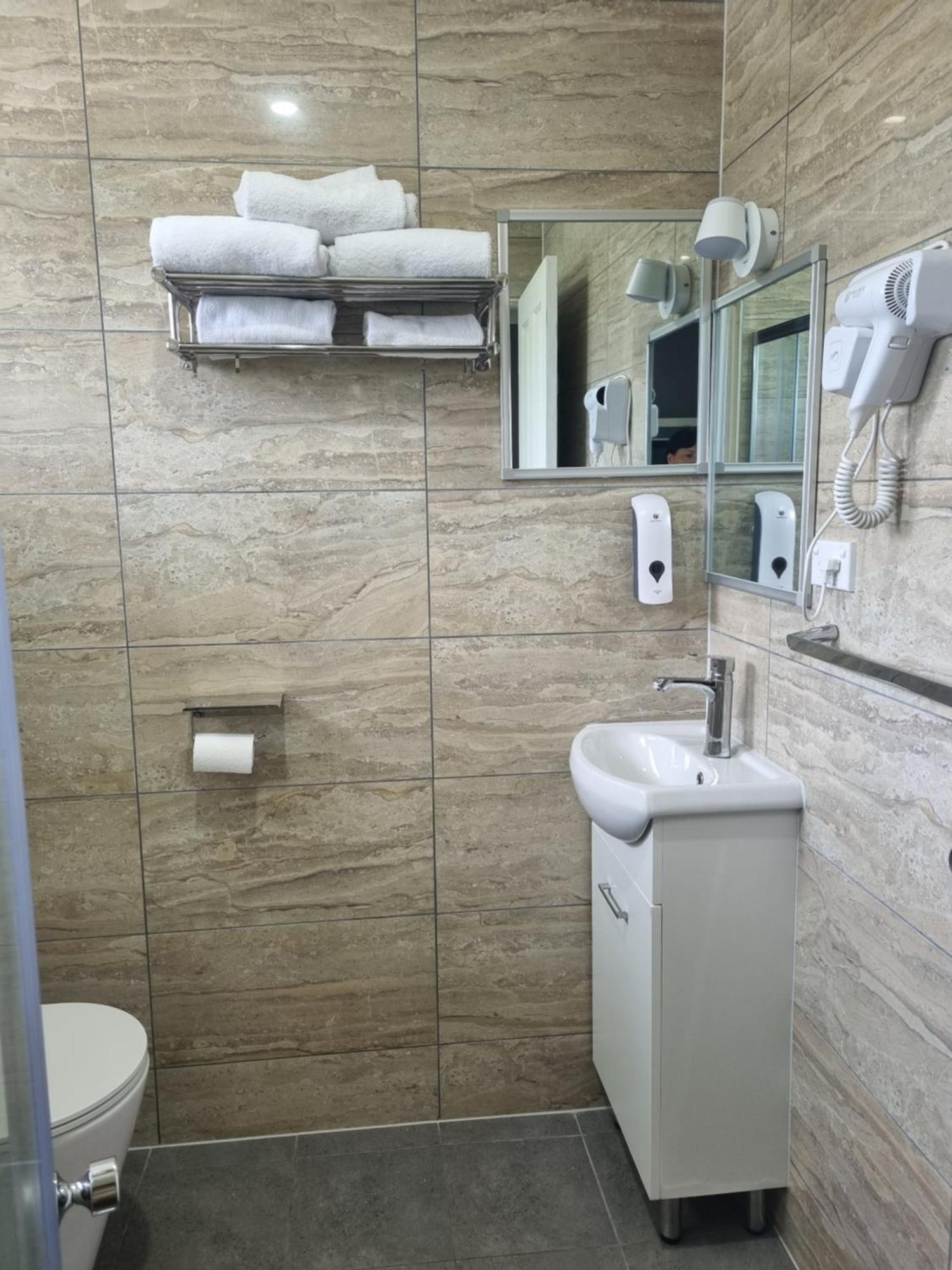 All Seasons Country Lodge Тарий Екстериор снимка